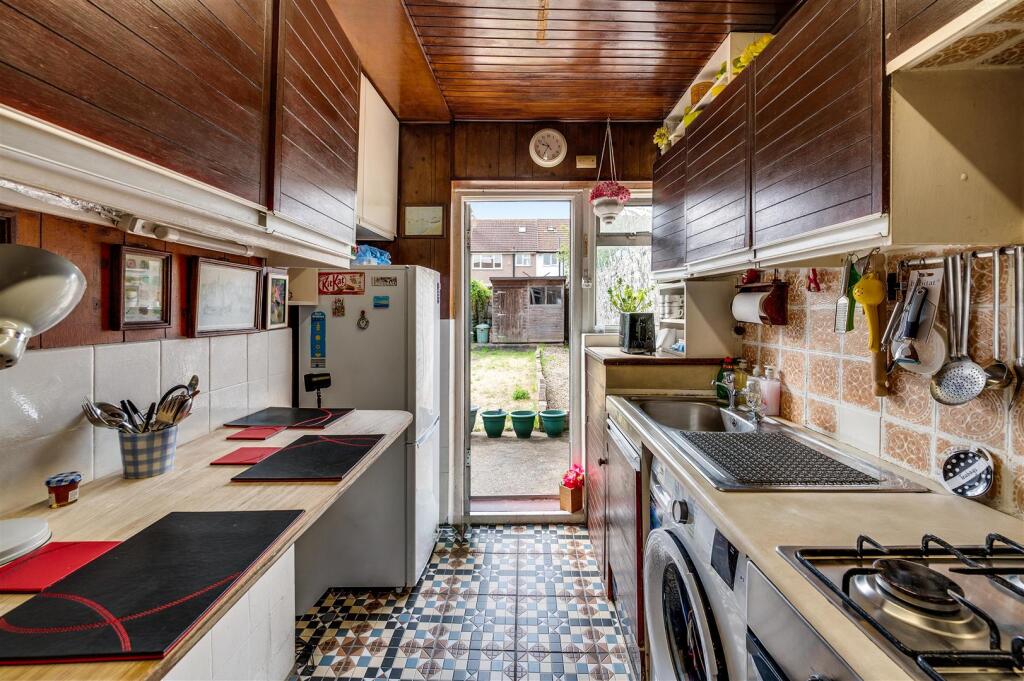 Kitchen before renovation